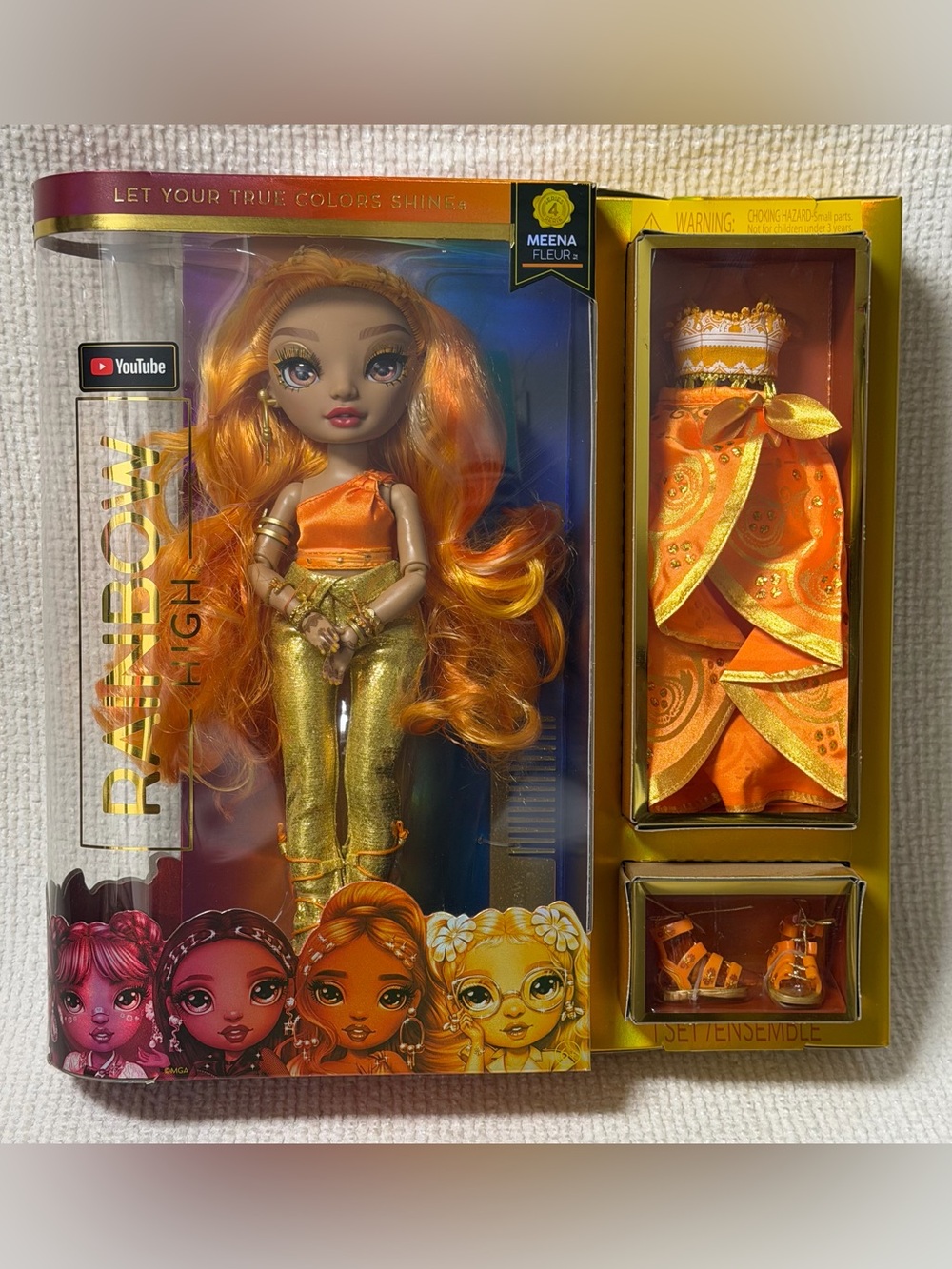 Rainbow High MEENA FLEUR
Saffron Gold Fashion Doll + 2
OUTFIT Clothes